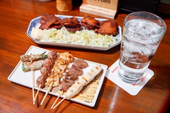 鶏から揚げや自慢の焼き鳥をぜひお召し上がりくださいませ。